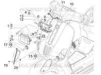 FANALE ANTERIORE - FRECCIA LAMPEGGIATORE